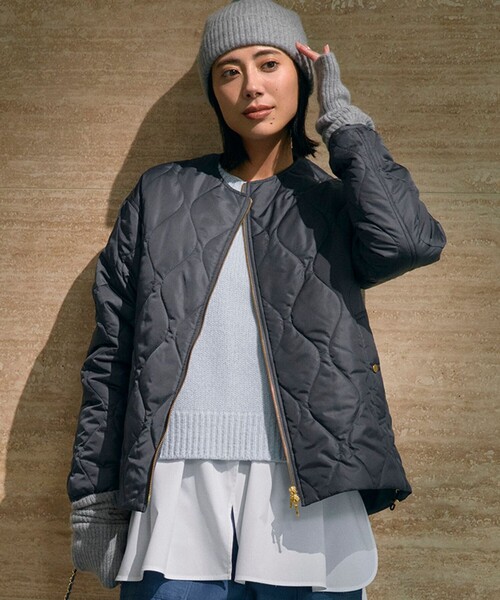 中綿パディング コンパクト アウター（ノーカラージャケット）｜23区