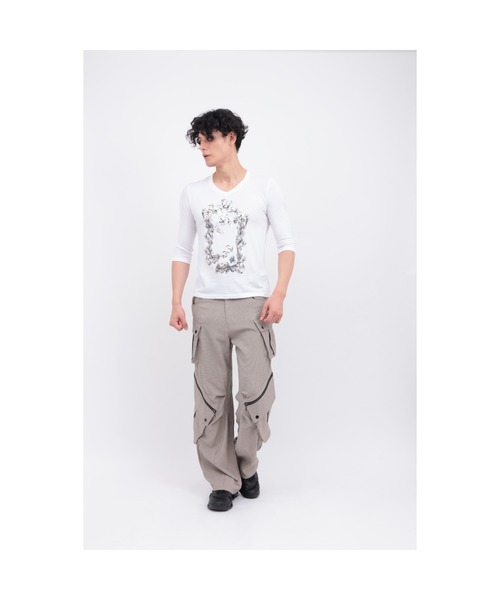 TORNADO MART(トルネードマート)の「フラワーフレームプリント7ブソデカットソー(Tシャツ/カットソー・メンズ・ホワイト/ブラック・M/L)」の4枚目の写真