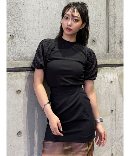 MURUA(ムルーア)の「テレコドッキングジャガードトップス(Tシャツ/カットソー・レディース・ブラック/ホワイト/ブラウン・FREE)」の5枚目の写真