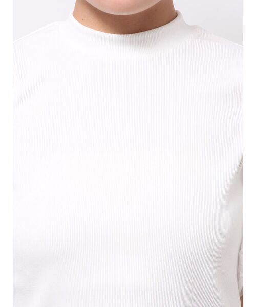 MURUA(ムルーア)の「テレコドッキングジャガードトップス(Tシャツ/カットソー・レディース・ブラック/ホワイト/ブラウン・FREE)」の20枚目の写真