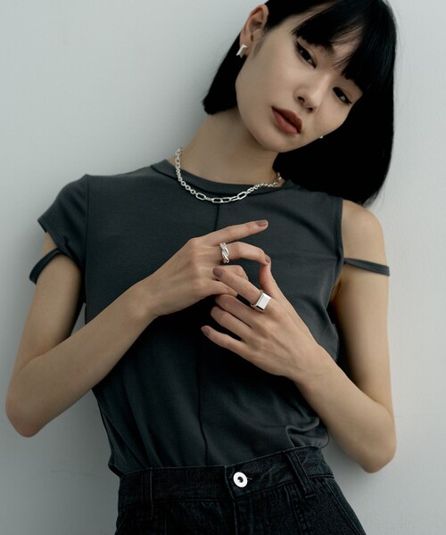 COCOSHNIK ONKITSCH(ココシュニックオンキッチュ)の「シルバー ギメルモチーフリング(リング・レディース・シルバー・12/14)」の7枚目の写真