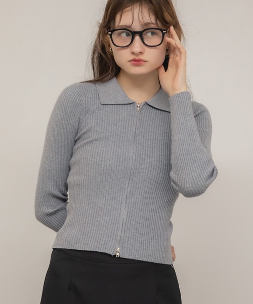 HEILIS(ヘイリス)の「ダブルジップリブニットトップス / ベージュ ブラック グレー ニット トップス 長袖 リブ 秋服 冬服 ダブルジップ ノームコア コンパクト クロップド 韓国 カーディガン(ニット/セーター・レディース・ブラック/グレー/ベージュ・FREE)」の3枚目の写真