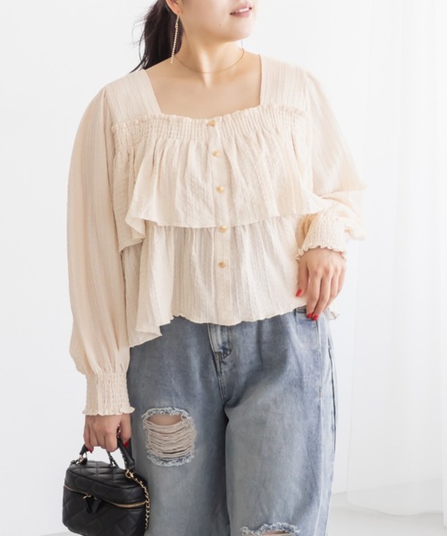 CLETTE（クレット）の「CLETTEオリジナルボタンデザイン長袖ティアードプルオーバー（Tシャツ/カットソー・レディース・ブラウン/チャコールグレー/アイボリー・LL/4L/3L）」の4枚目の写真