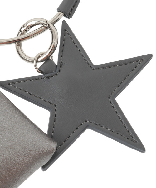 CONVERSE TOKYO(コンバーストウキョウ)の「ECO-FUR MULTI RING SHOULDER BAG(ショルダーバッグ・レディース・チャコールグレー/ベージュ・FREE)」の11枚目の写真