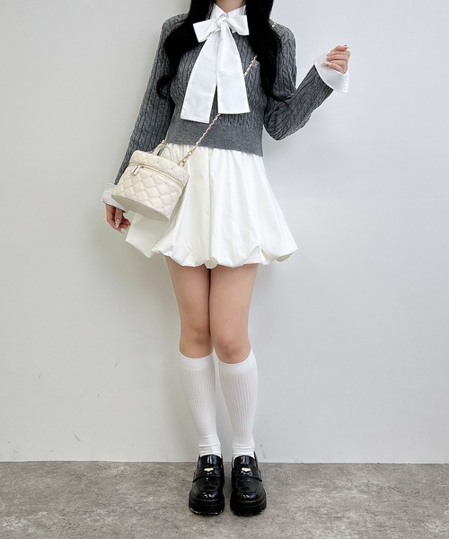 INGNI（イング）の「ボウタイシャツドッキングケーブルニット（ニット/セーター・レディース・ネイビー系8/グレー×ホワイト/ワイン系2・M）」の8枚目の写真