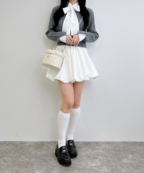 INGNI（イング）の「ボウタイシャツドッキングケーブルニット（ニット/セーター・レディース・ネイビー系8/グレー×ホワイト/ワイン系2・M）」の9枚目の写真