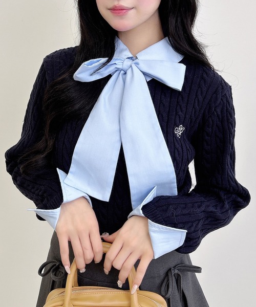 INGNI（イング）の「ボウタイシャツドッキングケーブルニット（ニット/セーター・レディース・ネイビー系8/グレー×ホワイト/ワイン系2・M）」の11枚目の写真