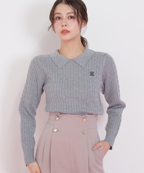 JILL by JILL STUART(ジルバイジルスチュアート)の「◇レイヤード衿ケーブルニット(ニット/セーター・レディース・グレー/グリーン/レッド/ホワイト・FREE)」の2枚目の写真