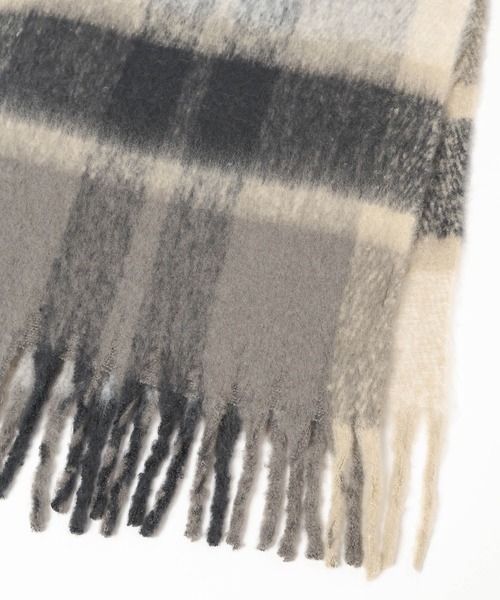 BAYFLOW（ベイフロー）の「チェック太フリンジマフラー（マフラー・レディース・ライトブルー/オレンジ/イエロー/グレー・FREE）」の13枚目の写真