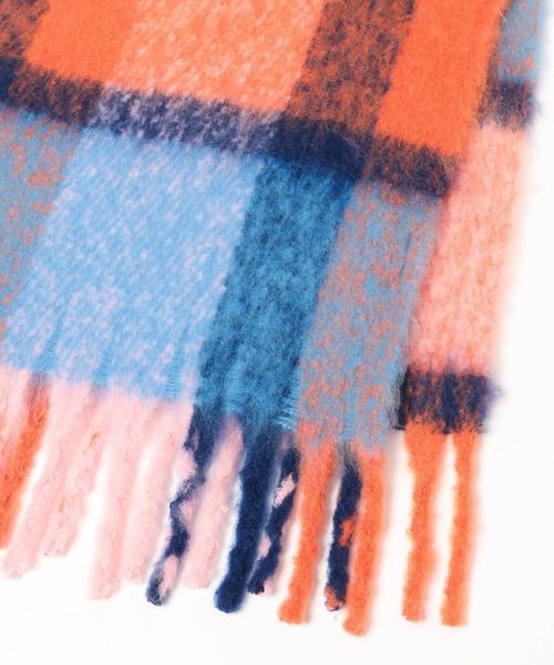 BAYFLOW（ベイフロー）の「チェック太フリンジマフラー（マフラー・レディース・ライトブルー/オレンジ/イエロー/グレー・FREE）」の14枚目の写真