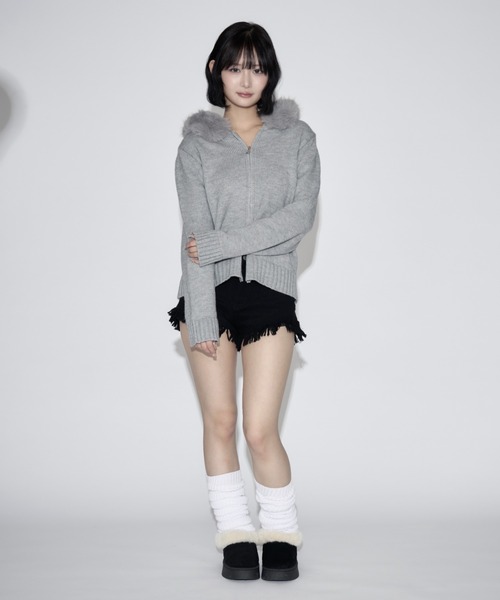 tinkerend(ティンカーエンド)の「Fur Hoodie Knit Parka / ファーフーディーニットパーカー(ニット/セーター・レディース・ブラック/グレー・FREE)」の19枚目の写真