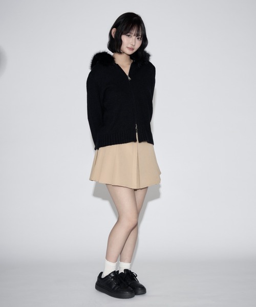 tinkerend(ティンカーエンド)の「Fur Hoodie Knit Parka / ファーフーディーニットパーカー(ニット/セーター・レディース・ブラック/グレー・FREE)」の9枚目の写真