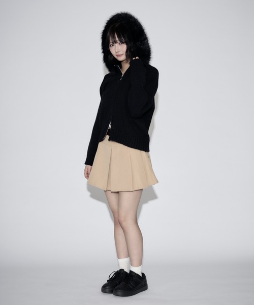tinkerend(ティンカーエンド)の「Fur Hoodie Knit Parka / ファーフーディーニットパーカー(ニット/セーター・レディース・ブラック/グレー・FREE)」の11枚目の写真