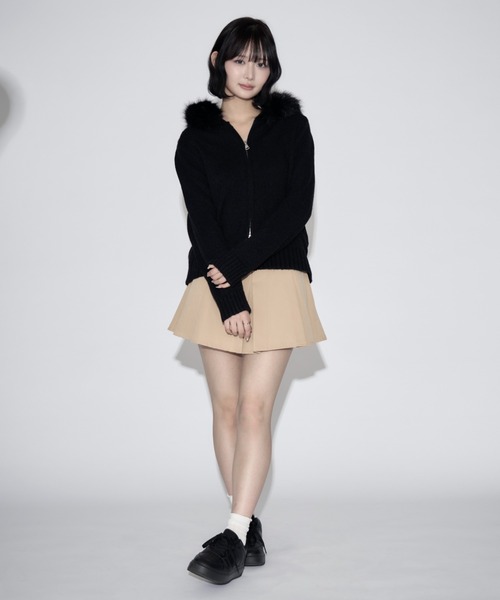 tinkerend(ティンカーエンド)の「Fur Hoodie Knit Parka / ファーフーディーニットパーカー(ニット/セーター・レディース・ブラック/グレー・FREE)」の8枚目の写真