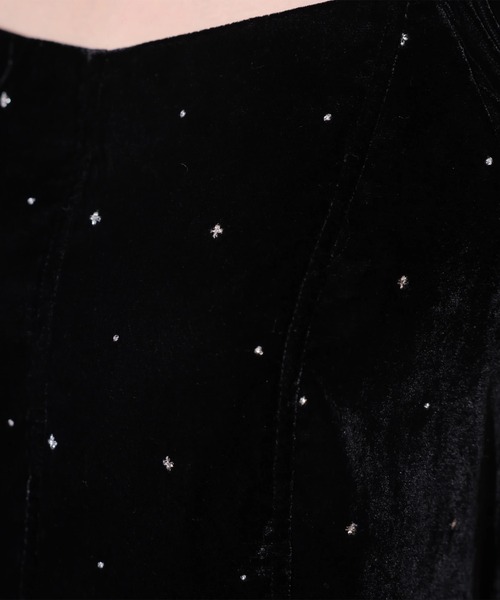 Rirandture（リランドチュール）の「ベロア刺繍ペプラムブラウス