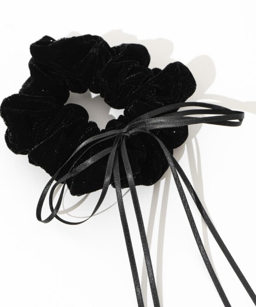 flower（フラワー）の「トゥインクルベロアシュシュ（シュシュ・レディース・ブラック/レッド・FREE）」の6枚目の写真