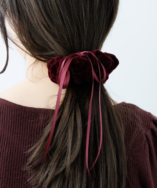 flower（フラワー）の「トゥインクルベロアシュシュ（シュシュ・レディース・ブラック/レッド・FREE）」の16枚目の写真