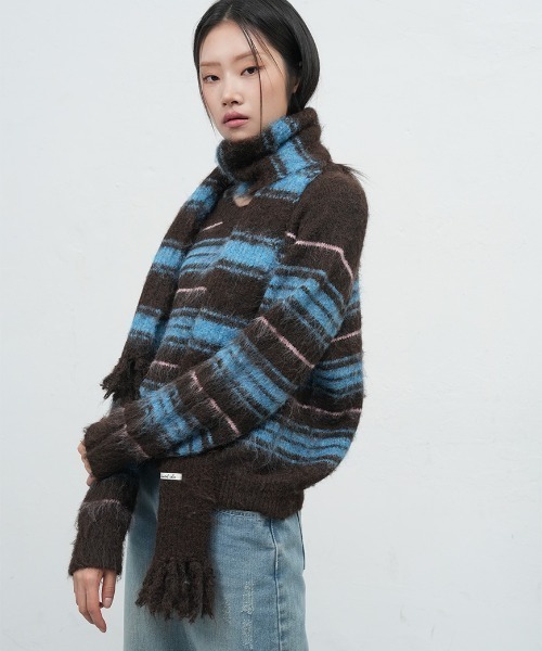 GENERAL IDEA（ジェネラルアイデア）の「hairy stripe loose fit pullover ヘアリーボーダールーズニットプルオーバー（ニット/セーター・レディース・ブラウン/チャコール/レッド・M/L/S）」の17枚目の写真