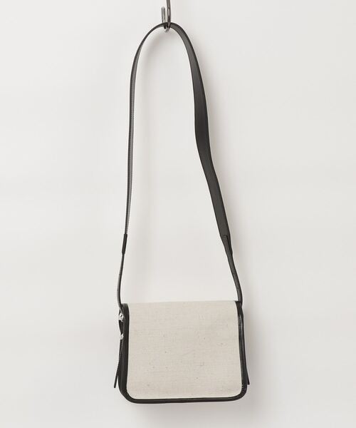 URU（ウル）の「URU / ウル：SHOULDER BAG：25SAC01[COR]（ショルダーバッグ・メンズ・アイボリー・FREE）」の2枚目の写真