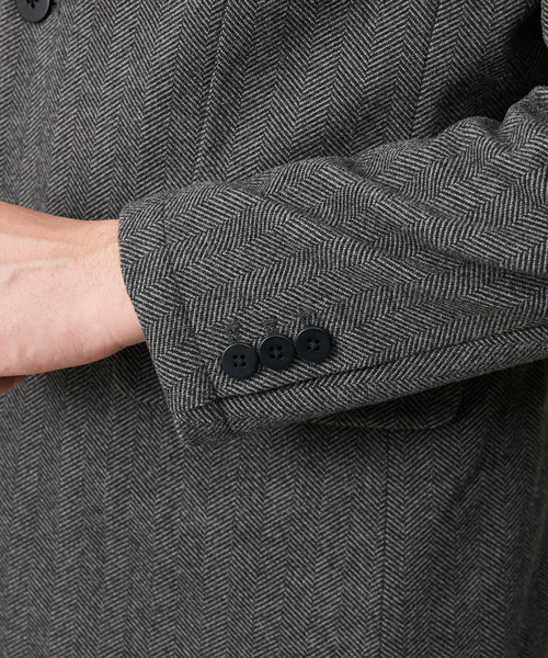 ABAHOUSE GRAY(アバハウスグレイ)の「【上下2点SET/WEB限定】ヘリンボーン ジャガード ニットセットアップ / スーツ(セットアップ・メンズ・ブルー/チャコールグレー/ブラック・44/46/48/50)」の9枚目の写真