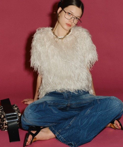 yae(ヤエ)の「Fluffy T-shirt blouse/フラッフィーTシャツブラウス(シャツ/ブラウス・レディース・ホワイト/ブラック・FREE)」の2枚目の写真