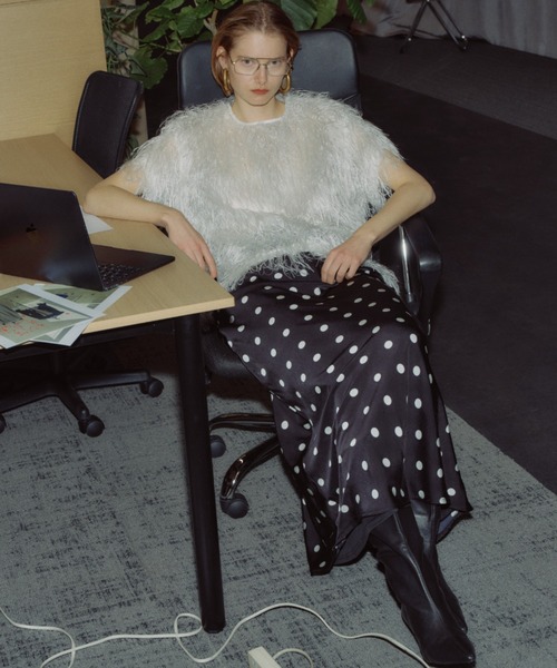 yae(ヤエ)の「Fluffy T-shirt blouse/フラッフィーTシャツブラウス(シャツ/ブラウス・レディース・ホワイト/ブラック・FREE)」の12枚目の写真