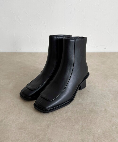 fredy emue（フレディエミュ）の「スクエアトゥブーツ（ブーツ・レディース・ブラック・M/L）」の4枚目の写真