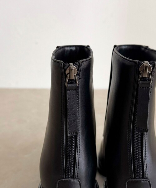 fredy emue（フレディエミュ）の「スクエアトゥブーツ（ブーツ・レディース・ブラック・M/L）」の7枚目の写真