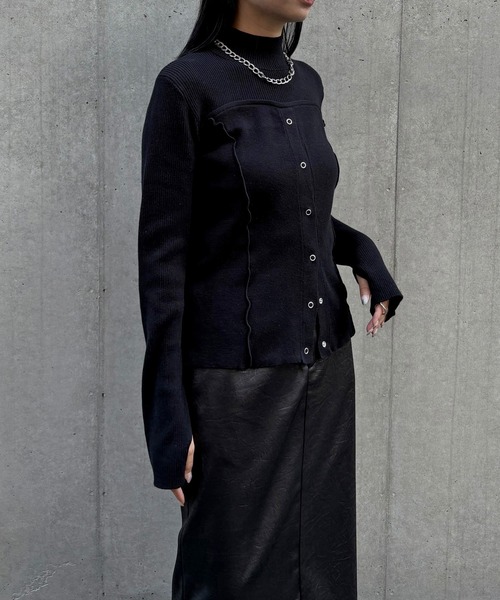 &g'aime（アンジェム）の「【&ｇ'aime 】レイヤードライクニット Layered Style Knit（ニット/セーター・レディース・オレンジ/ブラック/チャコールグレー/グレイッシュベージュ・FREE）」の11枚目の写真