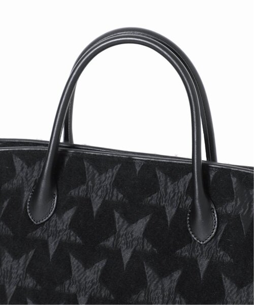 VERMEIL par iena（ヴェルメイユパーイエナ）の「SHIME シィメ 別注STARジャガード MARCHE トートバッグ（トートバッグ・レディース・ブラック・FREE）」の10枚目の写真