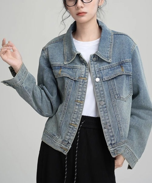 urge:(アージコロン )の「【URGE:】デニムジャケット(デニムジャケット・レディース・ライトブルー・SMALL/MEDIUM/LARGE/X-LARGE)」の5枚目の写真