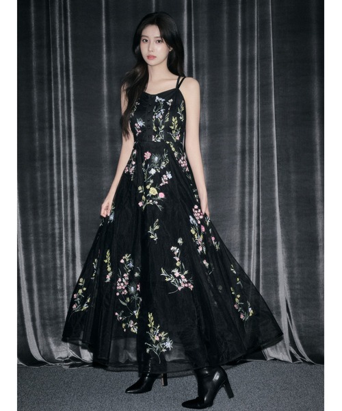 エンブロイダリーチュールドレス（ワンピース）｜SNIDEL（スナイデル