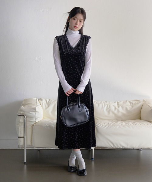 UNE MANSION（ユヌマンション）の「【選べる3種類のベルベットパターン生地】リボン×レーストリミングデザインベルベットロングワンピース（ワンピース・レディース・ブラック系その他/ブラック/ブラック系その他2・FREE）」の14枚目の写真