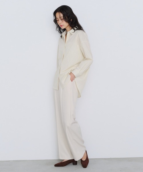 Shelly island(シェリーアイランド)の「オーバーサイズストライプシャツ(シャツ/ブラウス・レディース・ブルー/ピンク/イエロー・FREE)」の9枚目の写真