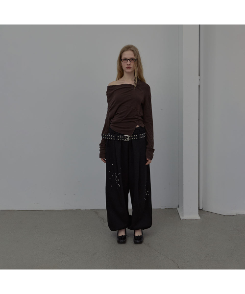 LCDC TM(エルシーディーシーティーエム)の「RUFFLED NECK LINE JERSEY TOP (BROWN)(Tシャツ/カットソー・レディース・その他・SMALL/MEDIUM)」の1枚目の写真