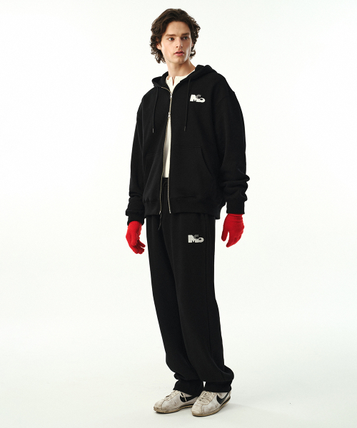 02 M.C UNISEX, Logo Sweat Pants / Black