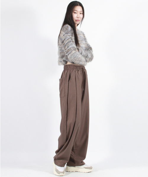 DEMARC(ドゥマーク)の「STRIPE CHICANO WIDE ONE-TUCK PANTS -Brown(スラックス・レディース・その他・MEDIUM/LARGE)」の3枚目の写真