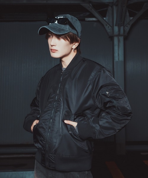 improves（インプローブス）の「ヘビーポリナイロン MA-1ジャケット（ミリタリージャケット・メンズ・カーキ/ブラック・LARGE/X-LARGE/SMALL/MEDIUM）」の3枚目の写真