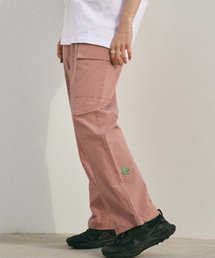 Ladinside（ラッドインサイド）の「Easy Banding Cargo Climbing Pants_Pink（スウェットパンツ）」
