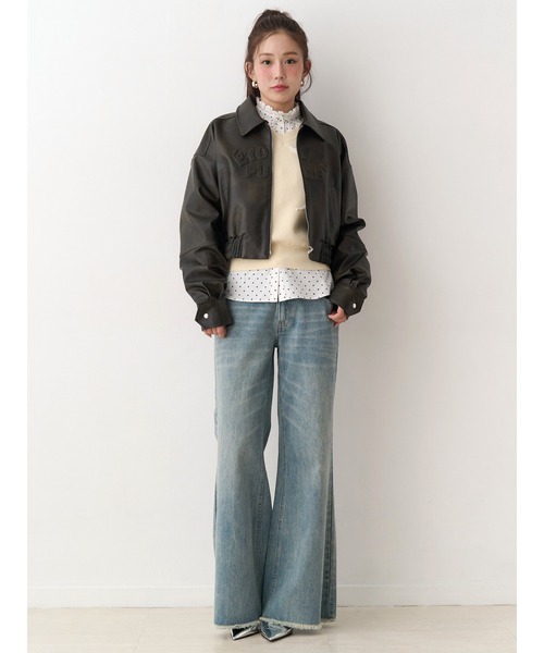 CALNAMUR（カルナムール）の「オーガンコサージュVネックニット（ニット/セーター・レディース・グレー/ホワイト/ネイビー/ライトイエロー・FREE）」の17枚目の写真