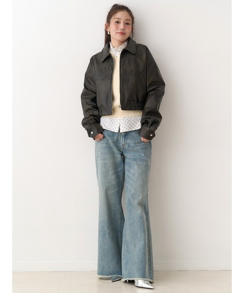 CALNAMUR（カルナムール）の「オーガンコサージュVネックニット（ニット/セーター・レディース・グレー/ホワイト/ネイビー/ライトイエロー・FREE）」の13枚目の写真