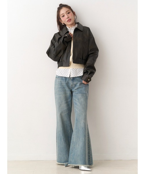 CALNAMUR（カルナムール）の「オーガンコサージュVネックニット（ニット/セーター・レディース・グレー/ホワイト/ネイビー/ライトイエロー・FREE）」の12枚目の写真