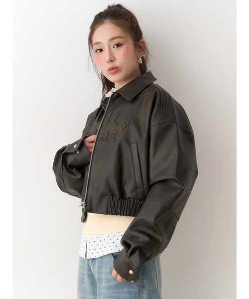 CALNAMUR（カルナムール）の「オーガンコサージュVネックニット（ニット/セーター・レディース・グレー/ホワイト/ネイビー/ライトイエロー・FREE）」の8枚目の写真