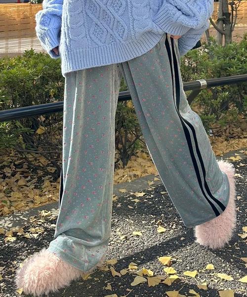 Alley Tokyo（アリートーキョー）の「花柄ベロアライン入りイージーパンツ（その他パンツ・レディース・サックスブルー/ベージュ・FREE）」の16枚目の写真
