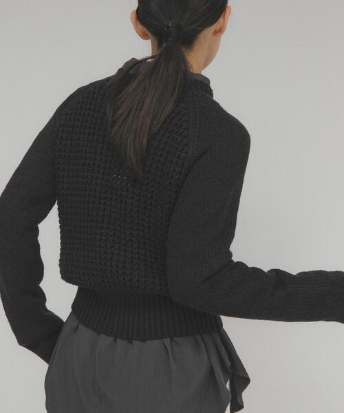 KBF（ケイビーエフ）の「コンパクトフリンジニット（ニット/セーター・レディース・オフホワイト/チャコールグレー・ONE）」の14枚目の写真