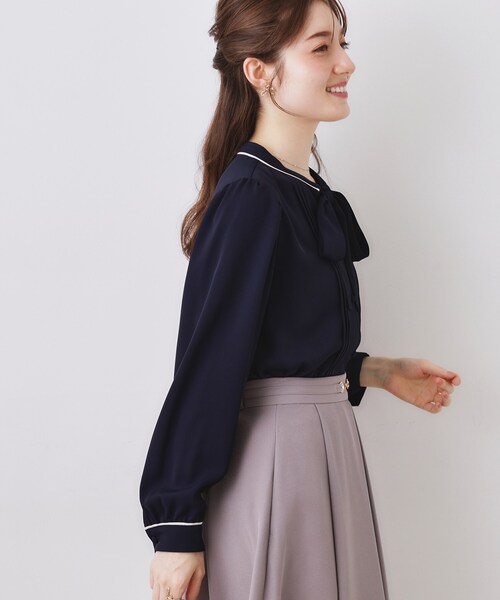 couture brooch（クチュールブローチ）の「【ハレの日・通勤】配色タックタイブラウス（シャツ/ブラウス・レディース・ベージュ系その他2/アイボリー系4/ネイビー系4・36/38/40/42）」の13枚目の写真