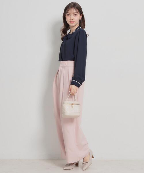 couture brooch（クチュールブローチ）の「【ハレの日・通勤】配色タックタイブラウス（シャツ/ブラウス・レディース・ベージュ系その他2/アイボリー系4/ネイビー系4・36/38/40/42）」の16枚目の写真