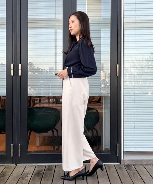 couture brooch（クチュールブローチ）の「【ハレの日・通勤】配色タックタイブラウス（シャツ/ブラウス・レディース・ベージュ系その他2/アイボリー系4/ネイビー系4・36/38/40/42）」の19枚目の写真