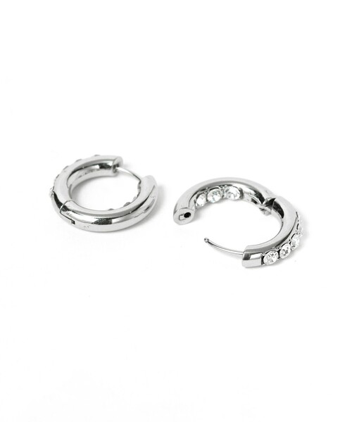 Ray BEAMS(レイビームス)の「ビジュー フープ ピアス(ピアス(両耳用)・レディース・ゴールド/シルバー・ONE SIZE)」の5枚目の写真