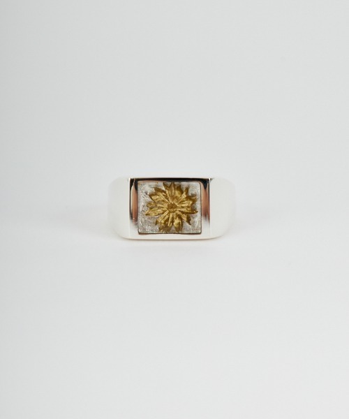 XOLO JEWELRY/ショロジュエリー] GRAY＆GOLD フラワーシグネットリング